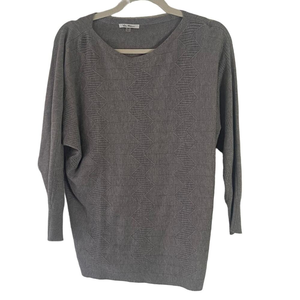 Vida Milano Women's Size Medium Grey Soft Viscose Round Neck Sweater‎